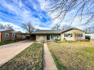 1305 Landon St, Stamford, TX 79553