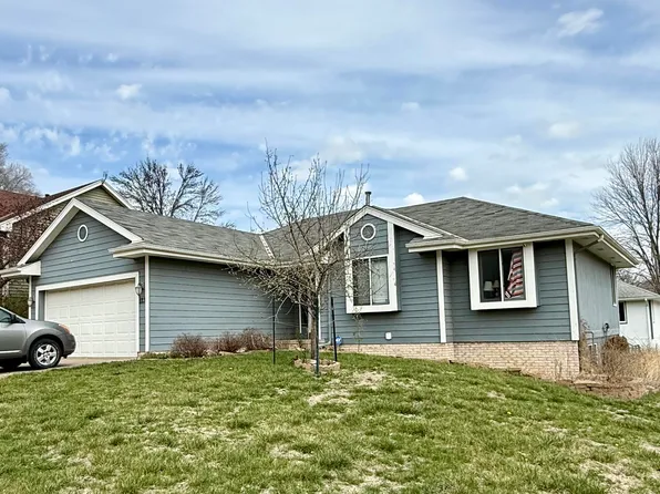 123 Woodbury Cir, Council Bluffs, IA 51503