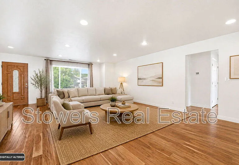 8049 Elgin Ln — Photo 6