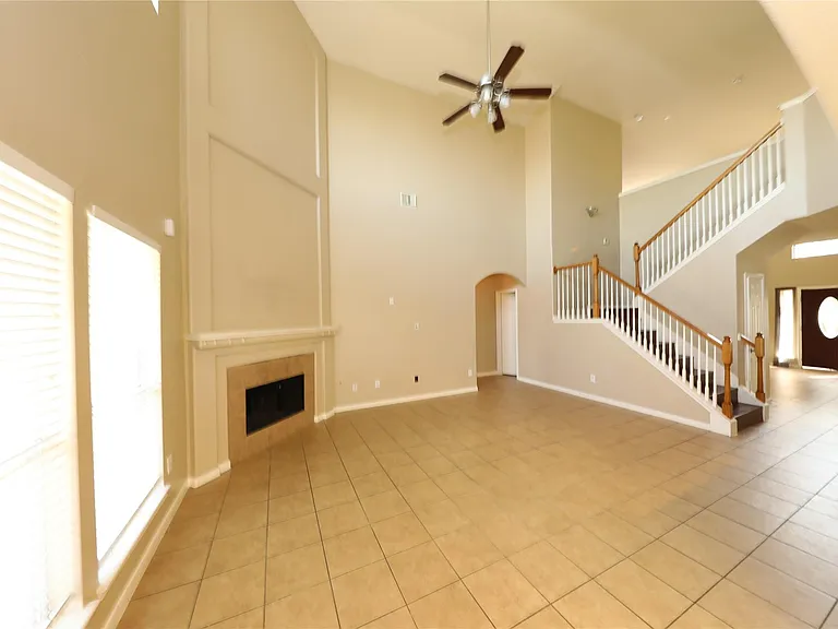 2311 Diamond Springs Dr — Photo 13