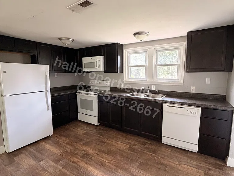 180 South St — Photo 3