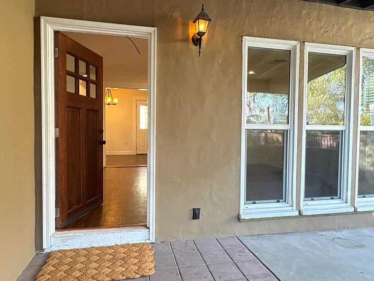 3681 Edenhurst Ave — Photo 6