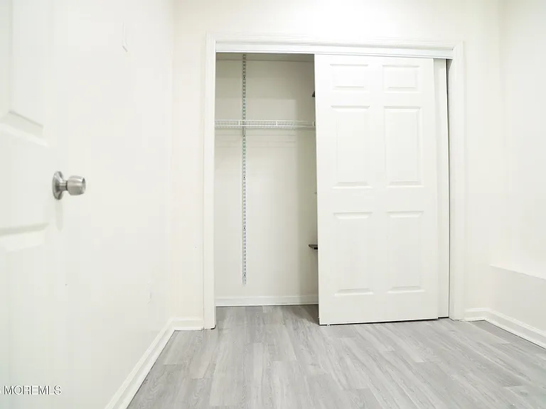 101 Anelve Ave #5 — Photo 12