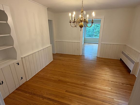 4th image of 206 Klinewoods Rd