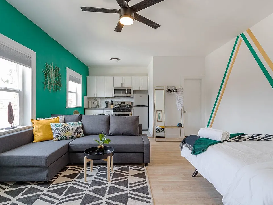 4648 Hollywood Blvd #106