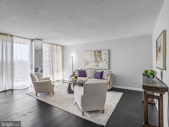 3rd image of 1836 Metzerott Rd APT 627