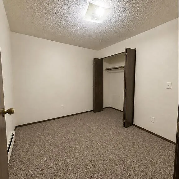 2717 N Washington St #4 — Photo 8