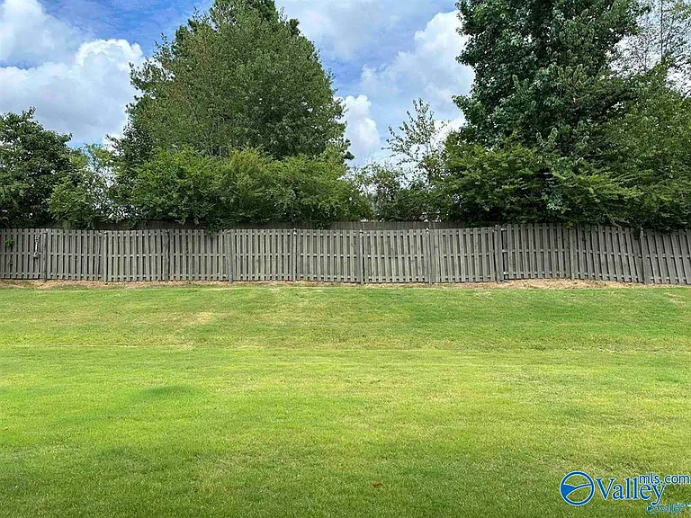 127 Melbridge Dr — Photo 22