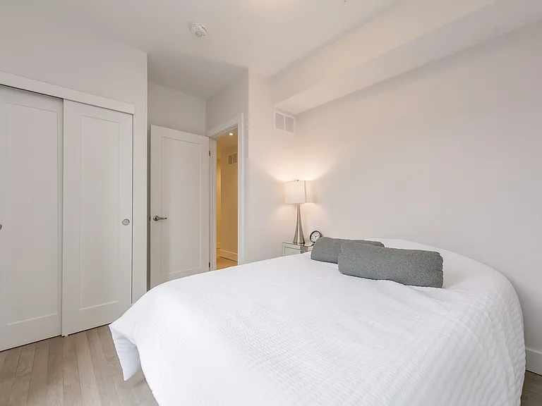 405 Saint Helens Ave #YAAAS — Photo 16