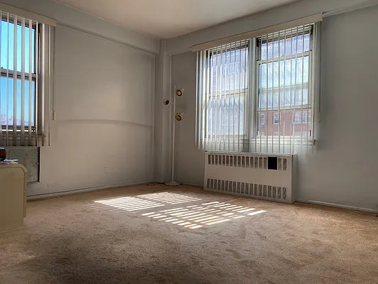 Sold by Winzone Realty Inc | media 14