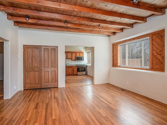 3rd image of 920 Galisteo St Unit A