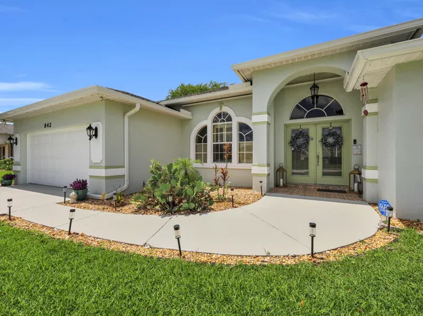 842 SE Quiescent Lane, Port St Lucie, FL 34983