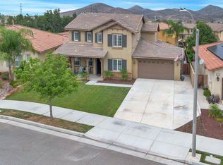 28477 Boardwalk Ct, Menifee, CA 92585