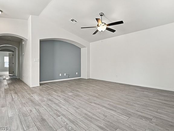 5th image of 2851 China Cove St