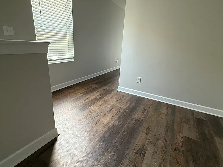 601 Windage Way — Photo 7