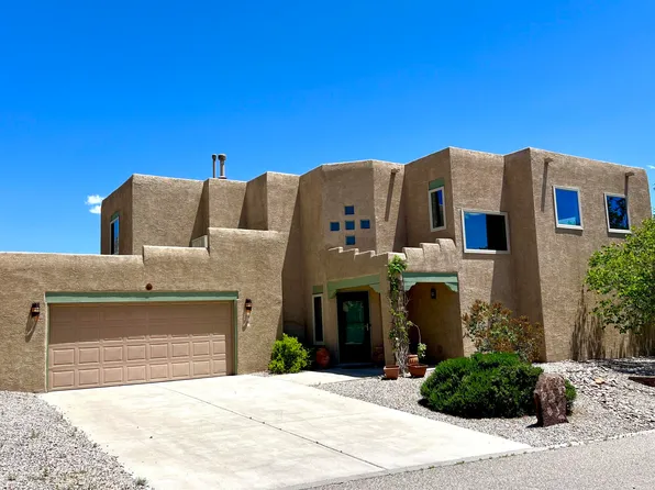 104 Serenity Hills Pl SE, Albuquerque, NM 87123