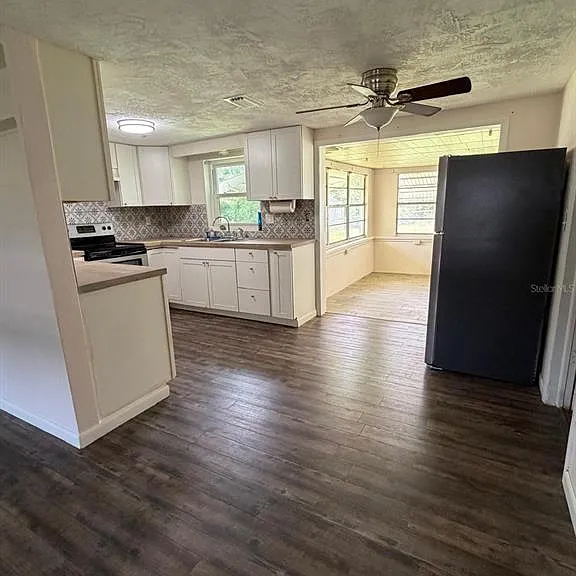 95 S Fillmore St — Photo 18