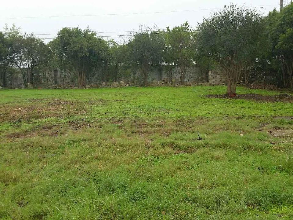 2nd image of 4672 Aloha Dr