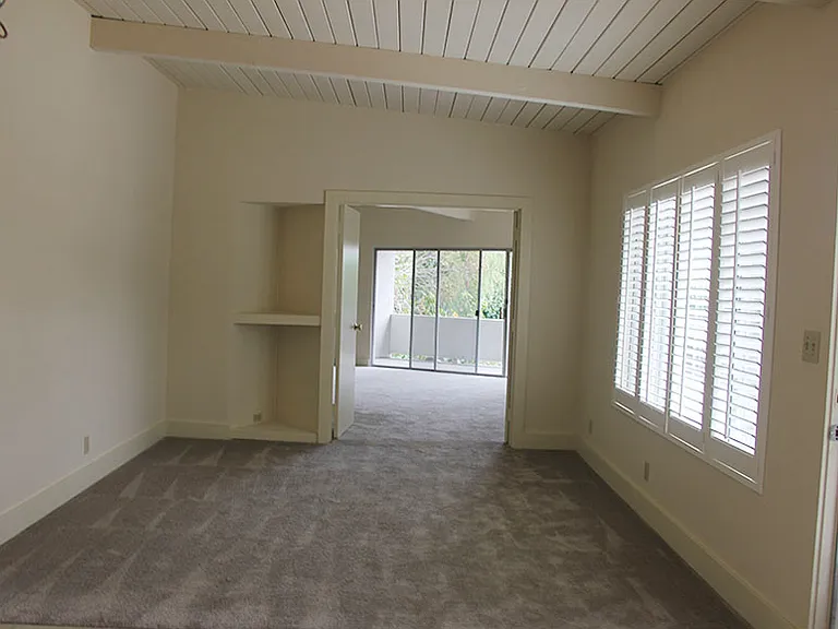 140 Evans Ave — Photo 8