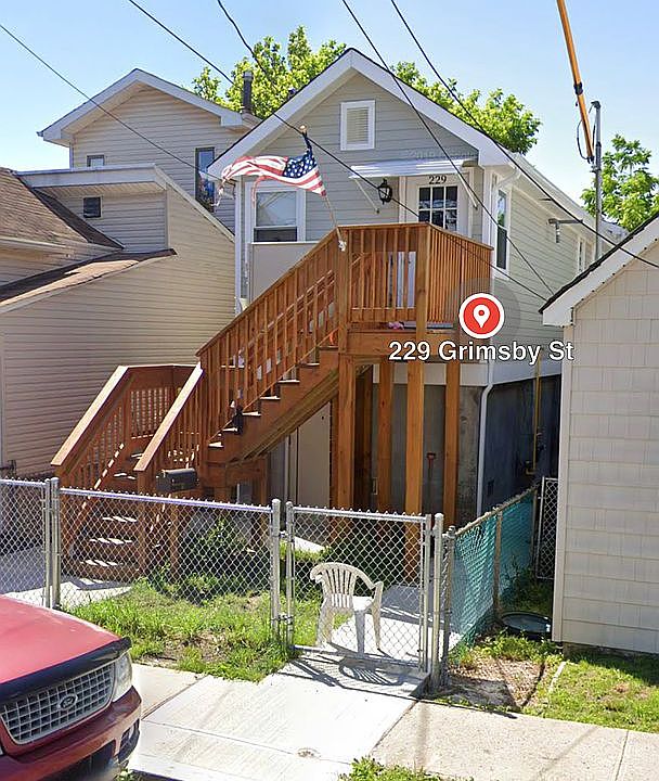 1st image of 229 Grimsby St