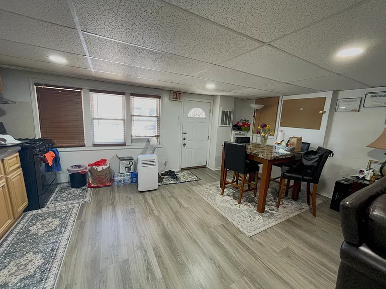 31 Marian Ct — Photo 4