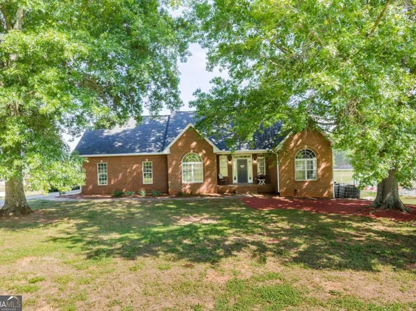 75 W Ridgeway Rd, Maysville, GA 30558
