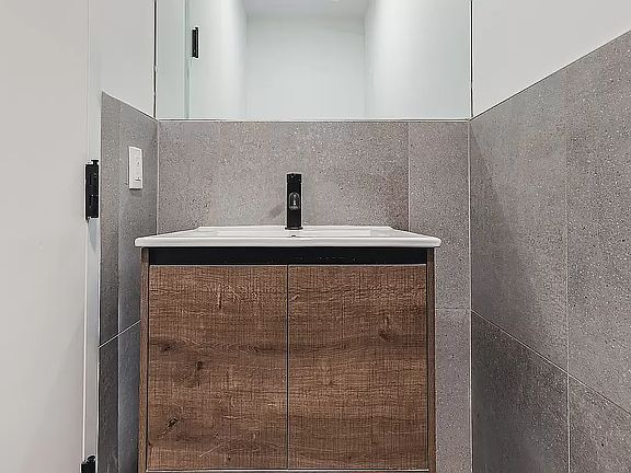 5th image of 1365 Nostrand Ave #4F