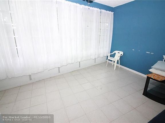 4th image of 4401 NW 41st St APT 402