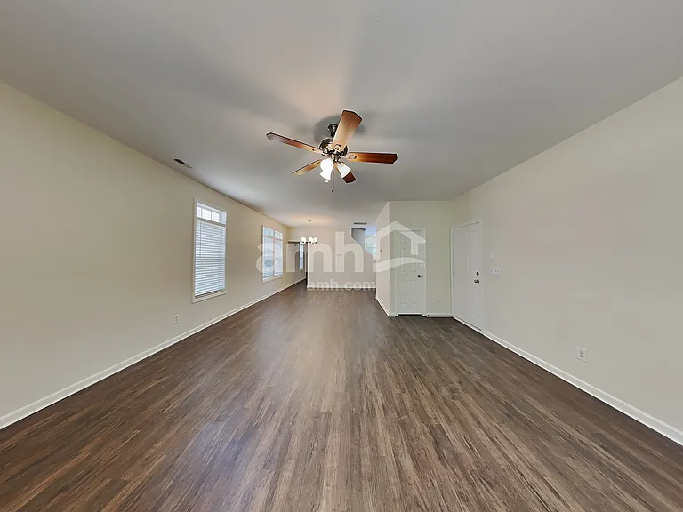 11234 Heritage Green Dr — Photo 7