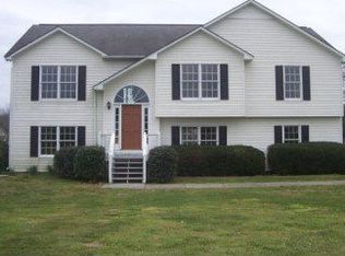 154 Iris Way SW, Calhoun, GA 30701