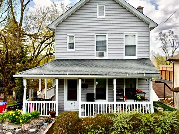 53 Grove St, Carbondale, PA 18407