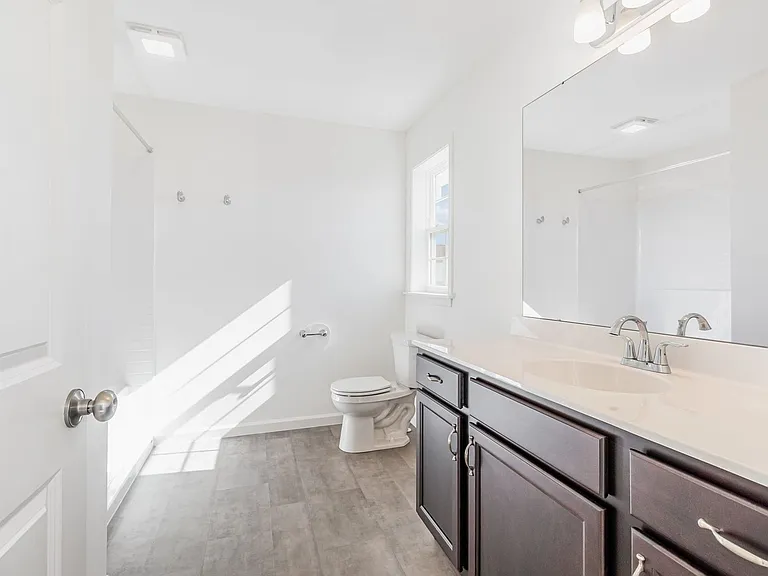 7843 Briarwood Dr — Photo 14