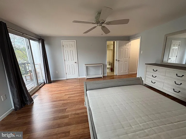 224 Willow Ter — Photo 21