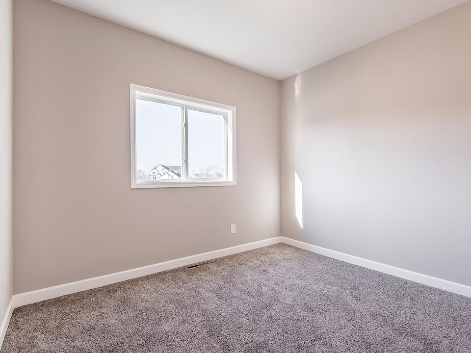 1st image of 2941 129th Ave NE