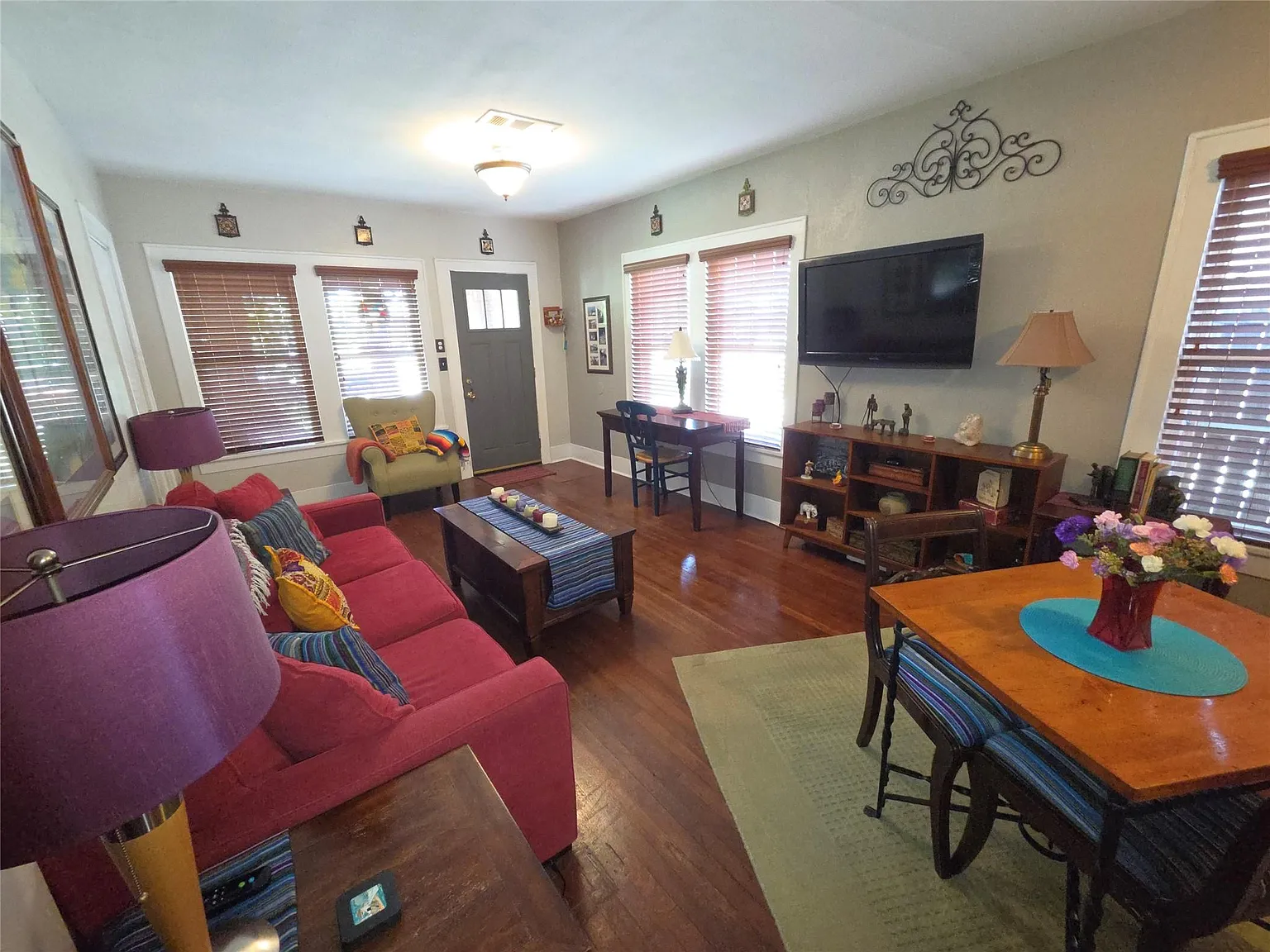 2 bed, 2.0 bath, 1600 sqft, $2,800 — Photo 3