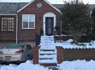 14638 Booth Memorial Ave, Flushing, NY 11355