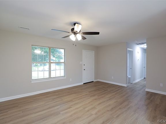 5th image of 828 Old Denny St