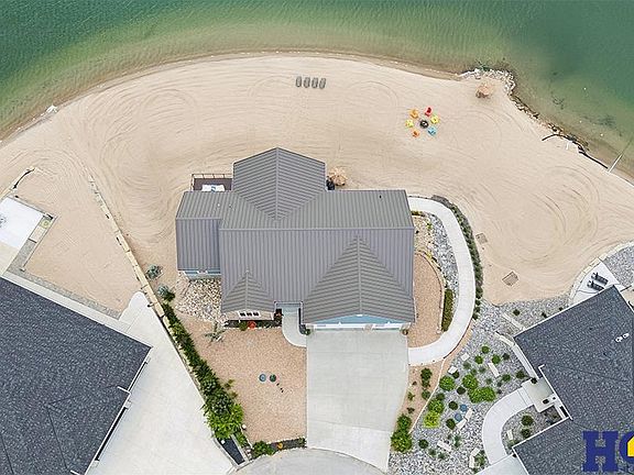 2nd image of 734 Cobblestone Pointe