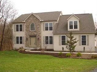 4015 Crooked Hill Rd, Harrisburg, PA 17110
