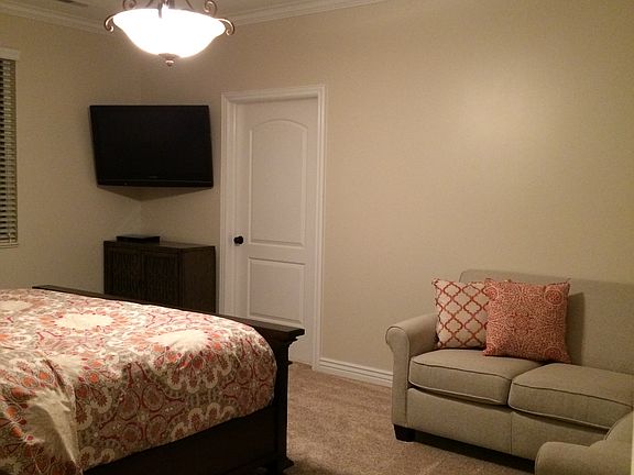 Large master bedroom 