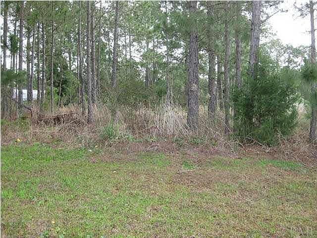2nd image of 2720 Deluna Way