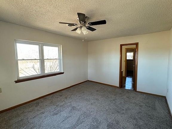 4th image of 38292 Hwy 59b