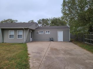5014 W Douglas Ave, Wichita, KS 67212