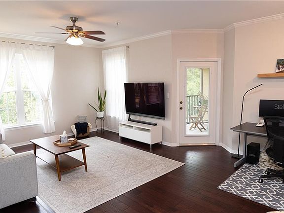 3rd image of 2407 Courtney Meadows Ct APT 203