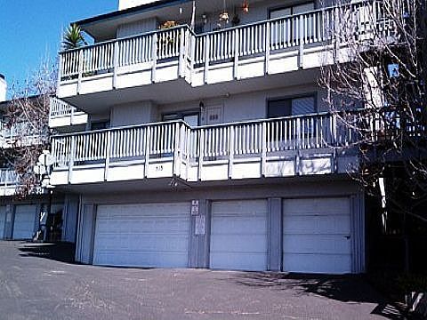 2nd image of 515 Crown Hill St APT A