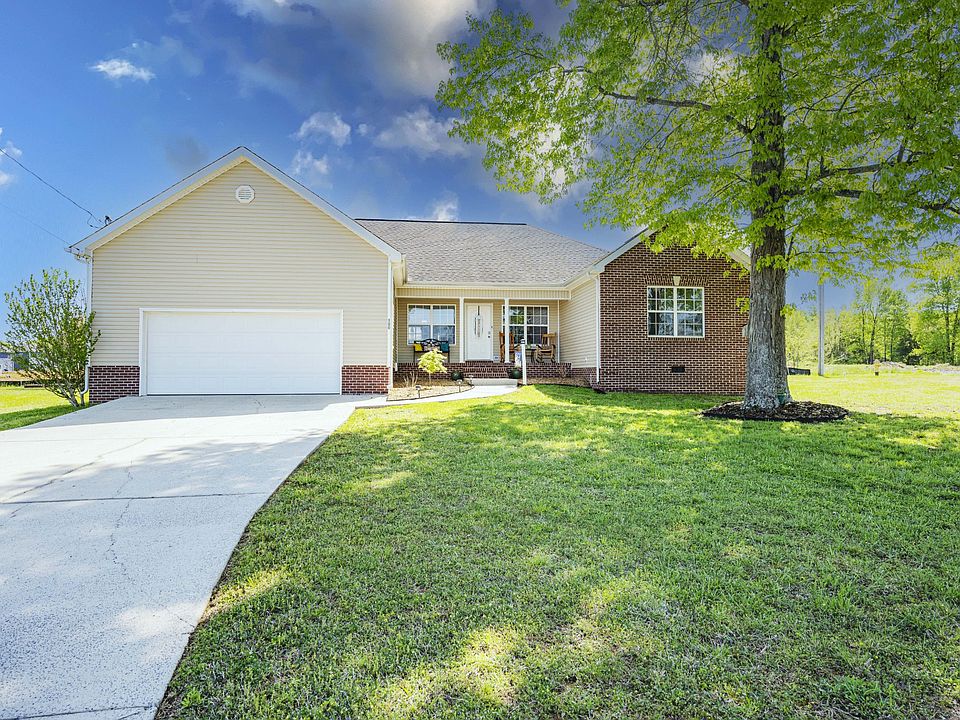 1st image of 100 Bridle Ct