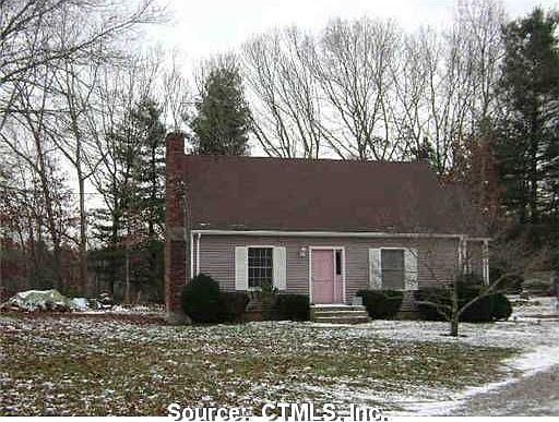 2nd image of 35 Tarbox Rd