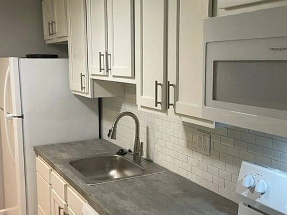 Kitchen - Premium Upgrade