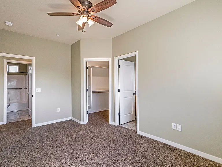 Pheasant Ridge Commons — Photo 8