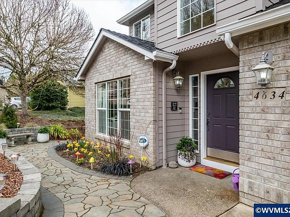 4th image of 4634 NW Acacia Dr